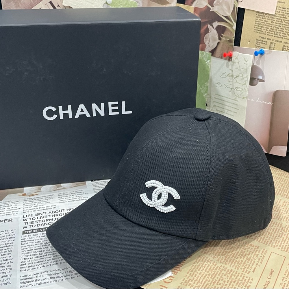 Chanel Women's Black Cap
